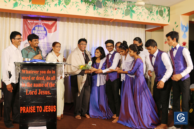 Hundreds flocked into the Blessing Prophetic Prayer on May 25th and 27th, 2018 at Bethesda International Ministry Prayer Hall in Belgaum, Karnataka. The Prayer meetings were a source of transformation for many a people from Bondage and Sickness. 